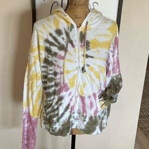 Old Navy Yellow and White Tie-Dye Hoodie